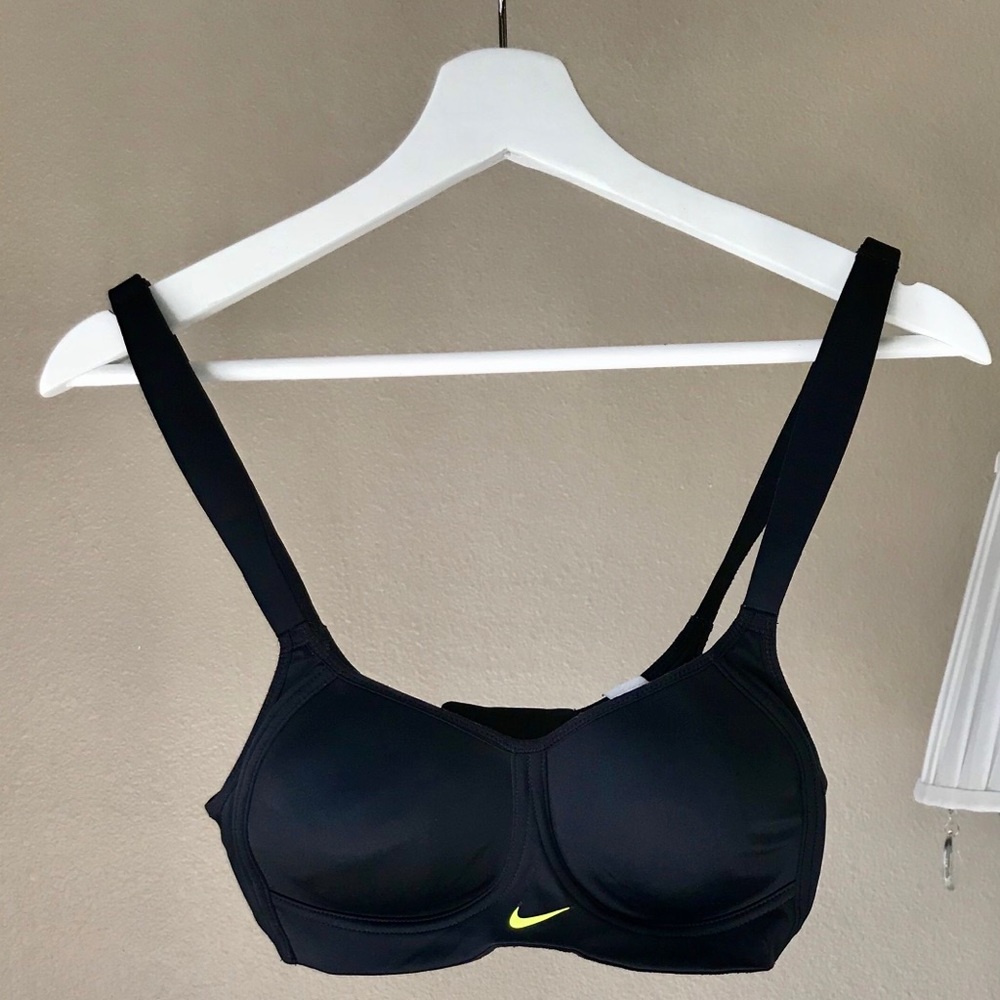 •NIKE• Workout Bra